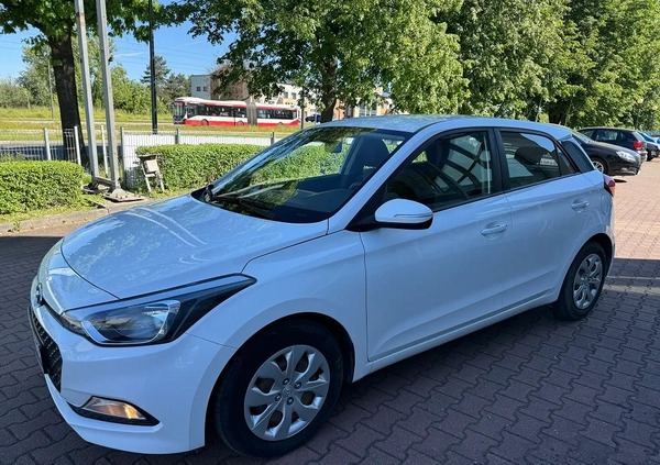 Hyundai i20 cena 42500 przebieg: 80900, rok produkcji 2018 z Żukowo małe 121